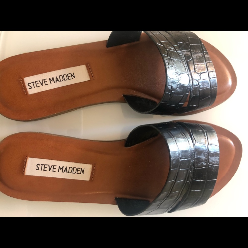 Steve Madden black slide sandals size 7.5
